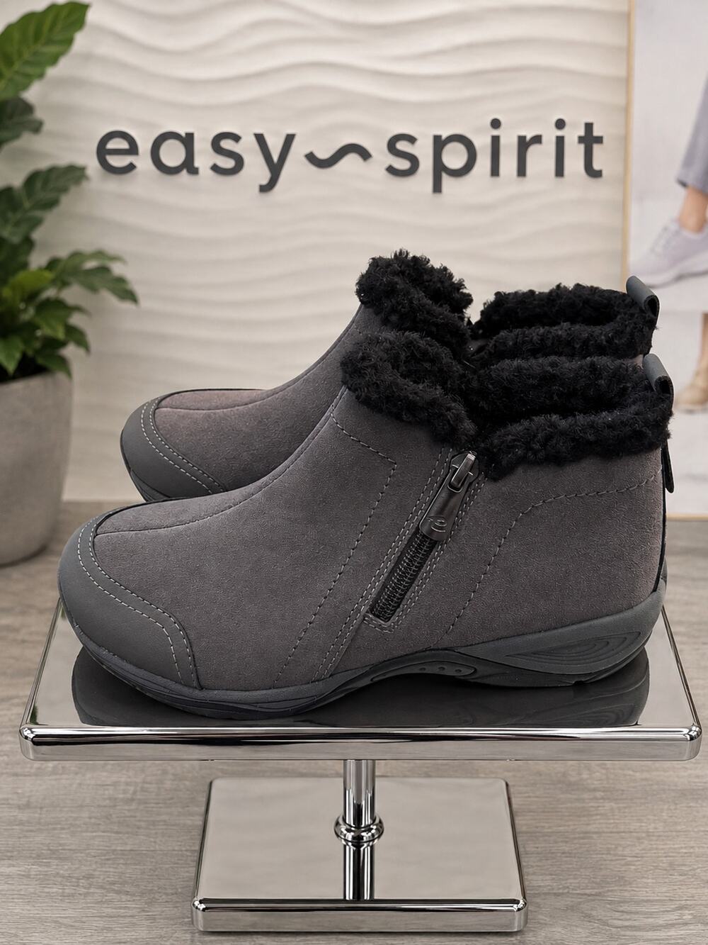 Easy Spirit Exclaim Gray Suede Faux Fur Side Zip Ankle Boots Women’s 6M
